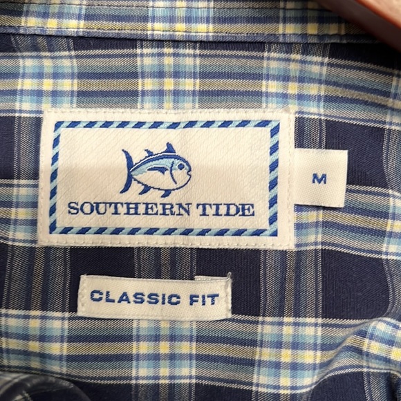 Southern Tide Classic Fit Button Down - Picture 3 of 3